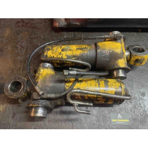 Капітальний ремонт 559/60216 гідроциліндру повороту задньої стріли на JCB 3CX 4CX