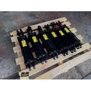 Ремонт гідроциліндрів CNH 84182647 84182654 84182645 Case