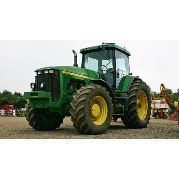 Комплект наклейок на трактор John Deere 8200