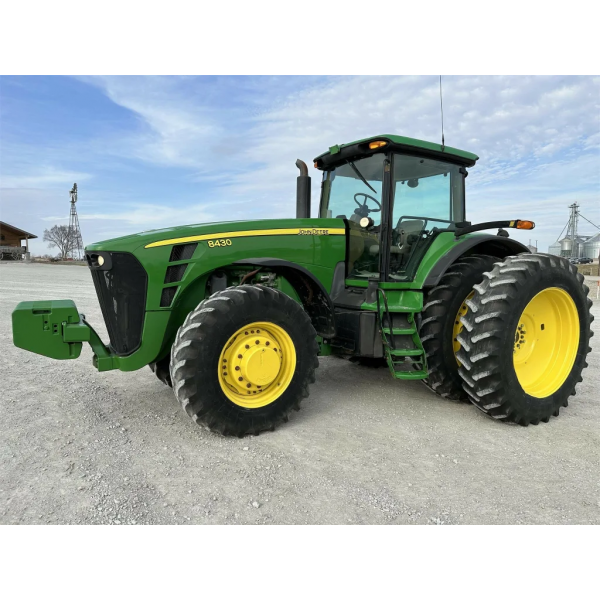 Комплект наклейок на трактор John Deere 8430