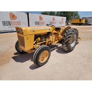 Комплект наліпок на трактор Massey Ferguson 204