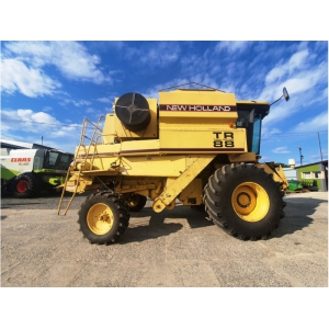 Комплект наклейок на комбайн New Holland TR88